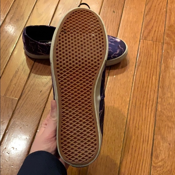 Limited Edition Lightning Bolt Vans - Picture 4 of 4